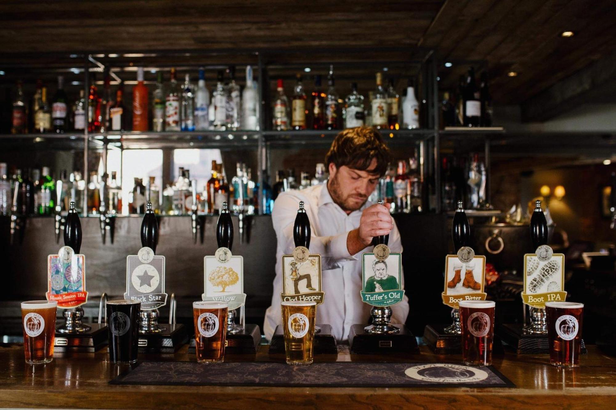 The Boot Inn Burton-upon-Trent Extérieur photo